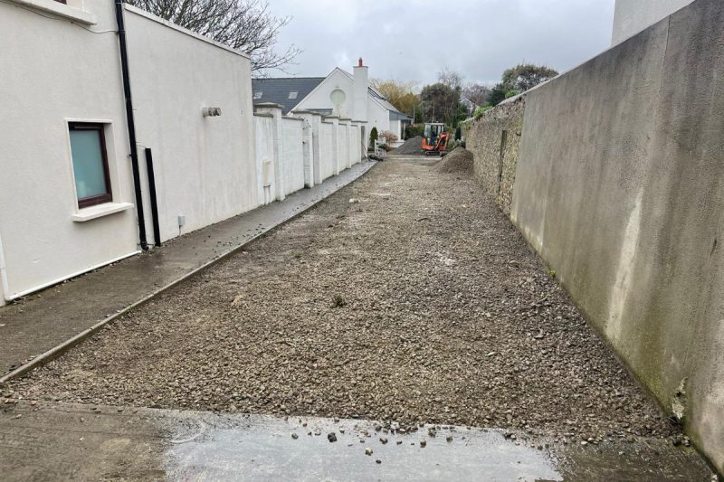 Gravelled Driveway with Tarmac Laneway and Flowerbeds in Sutton, Co. Dublin (5)