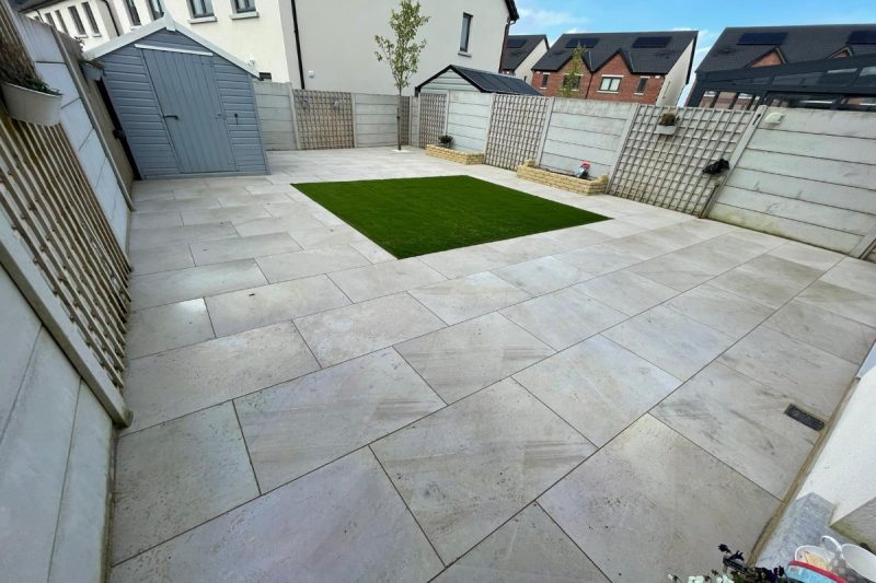 Porcelain Tiled Patio with Artificial Grass in Maynooth, Co. Kildare (6)
