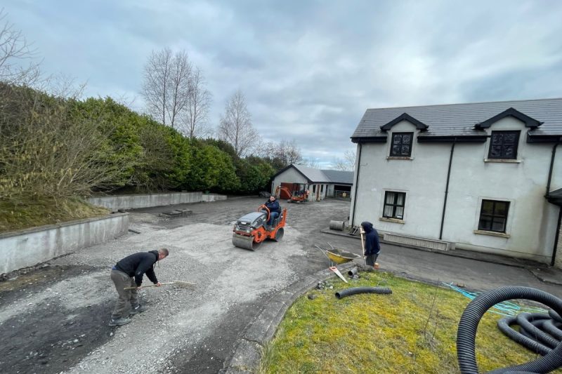 Tarmacadam Driveway with Gravel Soak Pits in Kinnity, Co. Offaly (2)