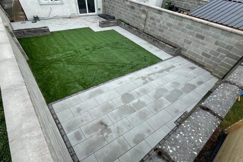 Patio with Newgrange Granite Flags, Rockface Flowerbeds and Artificial Grass in Rathangan, Co. Kildare (7)