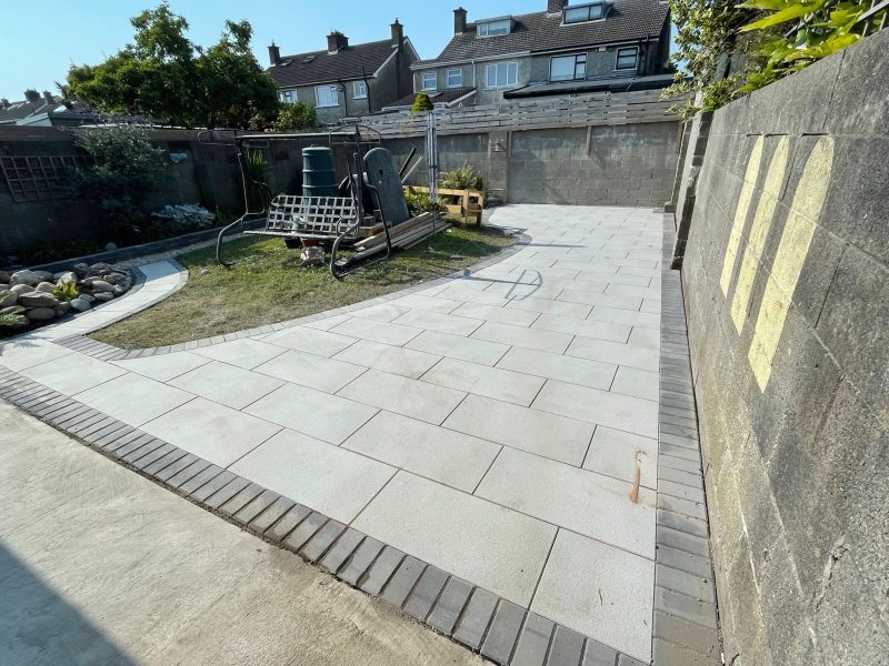 Patio with Silver Granite Slabs and Gravelled Pathway in Raheny, Dublin (2)