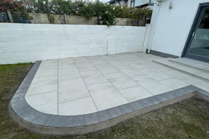 Porcelain Tiled Patio with Cobbles in Lucan, Dublin (5)